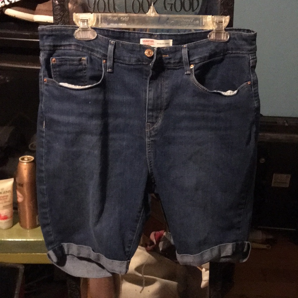 Levi Bermuda Shorts